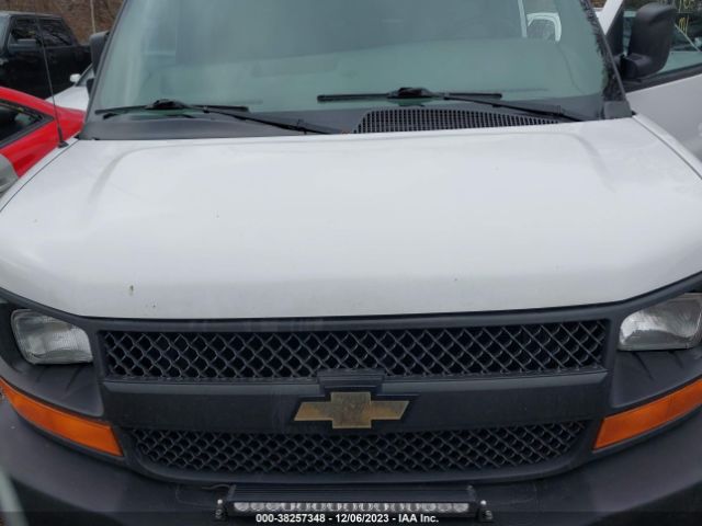 Photo 5 VIN: 1GCWGFFF8F1103027 - CHEVROLET EXPRESS CARGO VAN 