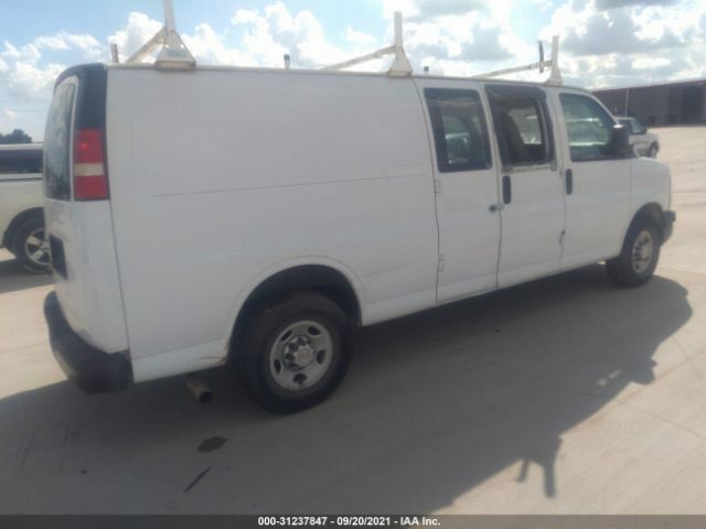 Photo 3 VIN: 1GCWGGBA3C1162207 - CHEVROLET EXPRESS CARGO VAN 