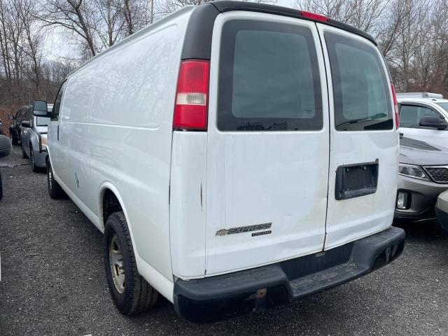 Photo 2 VIN: 1GCWGGCA0C1131432 - CHEVROLET EXPRESS G2 