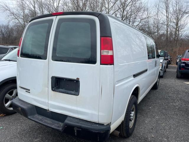 Photo 3 VIN: 1GCWGGCA0C1131432 - CHEVROLET EXPRESS G2 