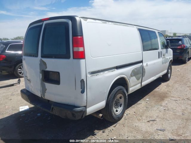 Photo 3 VIN: 1GCWGGCA1B1174546 - CHEVROLET EXPRESS G2500 