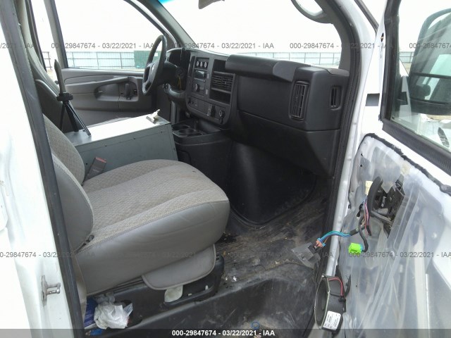 Photo 4 VIN: 1GCWGGCF1F1116518 - CHEVROLET EXPRESS CARGO VAN 