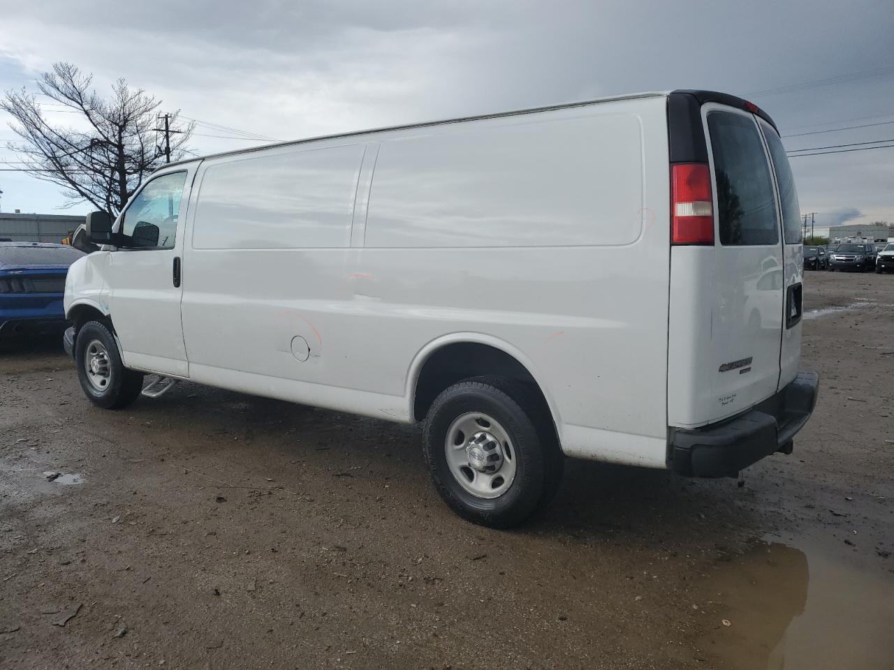 Photo 1 VIN: 1GCWGGCF1F1177660 - CHEVROLET EXPRESS 