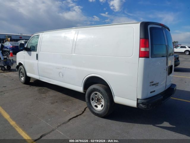 Photo 2 VIN: 1GCWGGCG8B1107687 - CHEVROLET EXPRESS 2500 