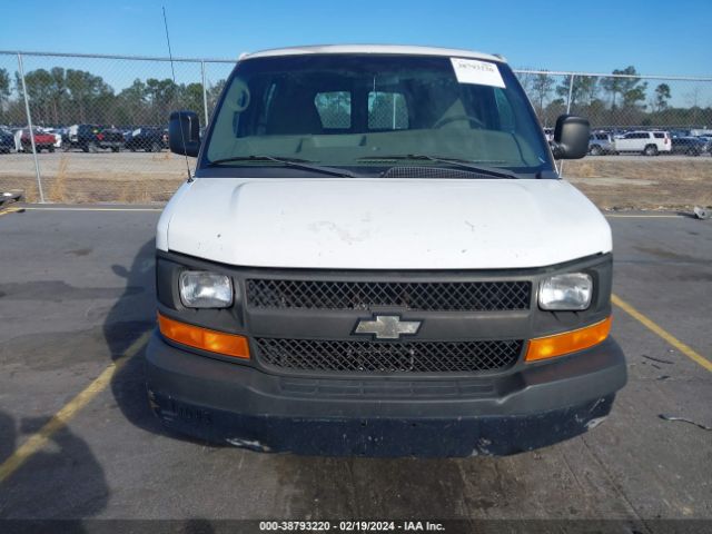 Photo 5 VIN: 1GCWGGCG8B1107687 - CHEVROLET EXPRESS 2500 