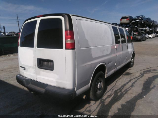 Photo 3 VIN: 1GCWGGCG9B1165355 - CHEVROLET EXPRESS CARGO VAN 