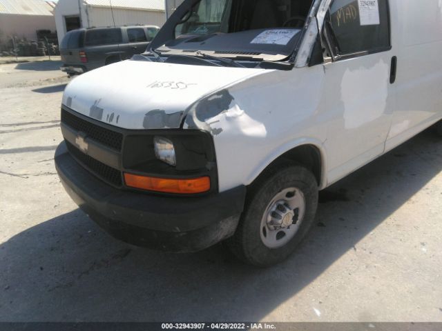 Photo 5 VIN: 1GCWGGCG9B1165355 - CHEVROLET EXPRESS CARGO VAN 