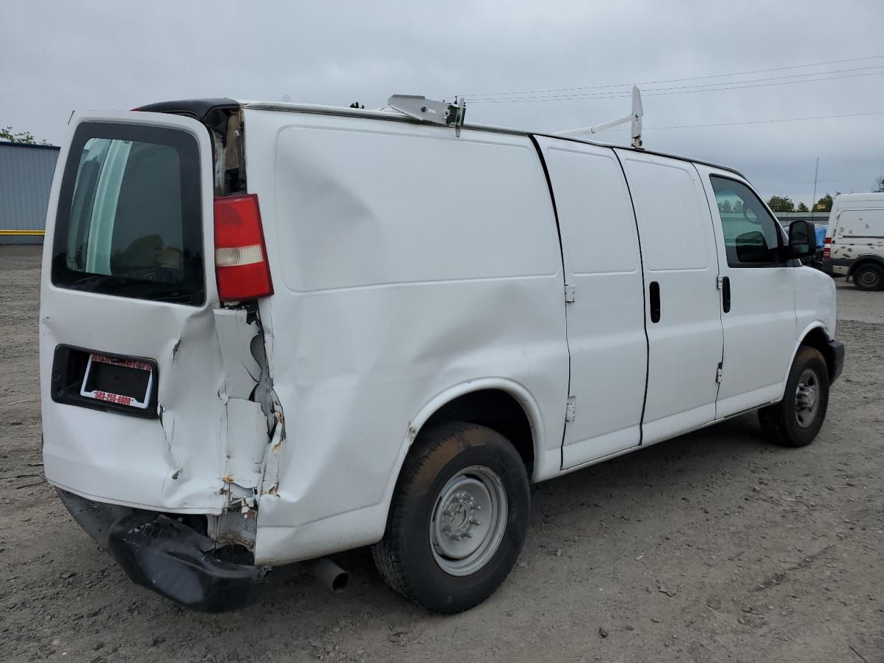 Photo 2 VIN: 1GCZGFBA3A1131219 - CHEVROLET EXPRESS 