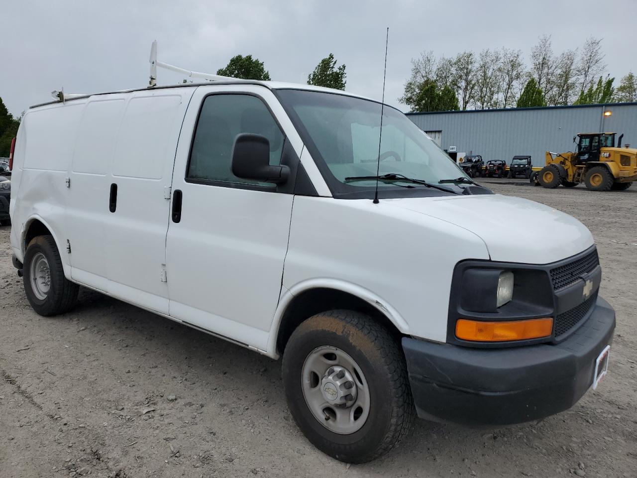 Photo 3 VIN: 1GCZGFBA3A1131219 - CHEVROLET EXPRESS 