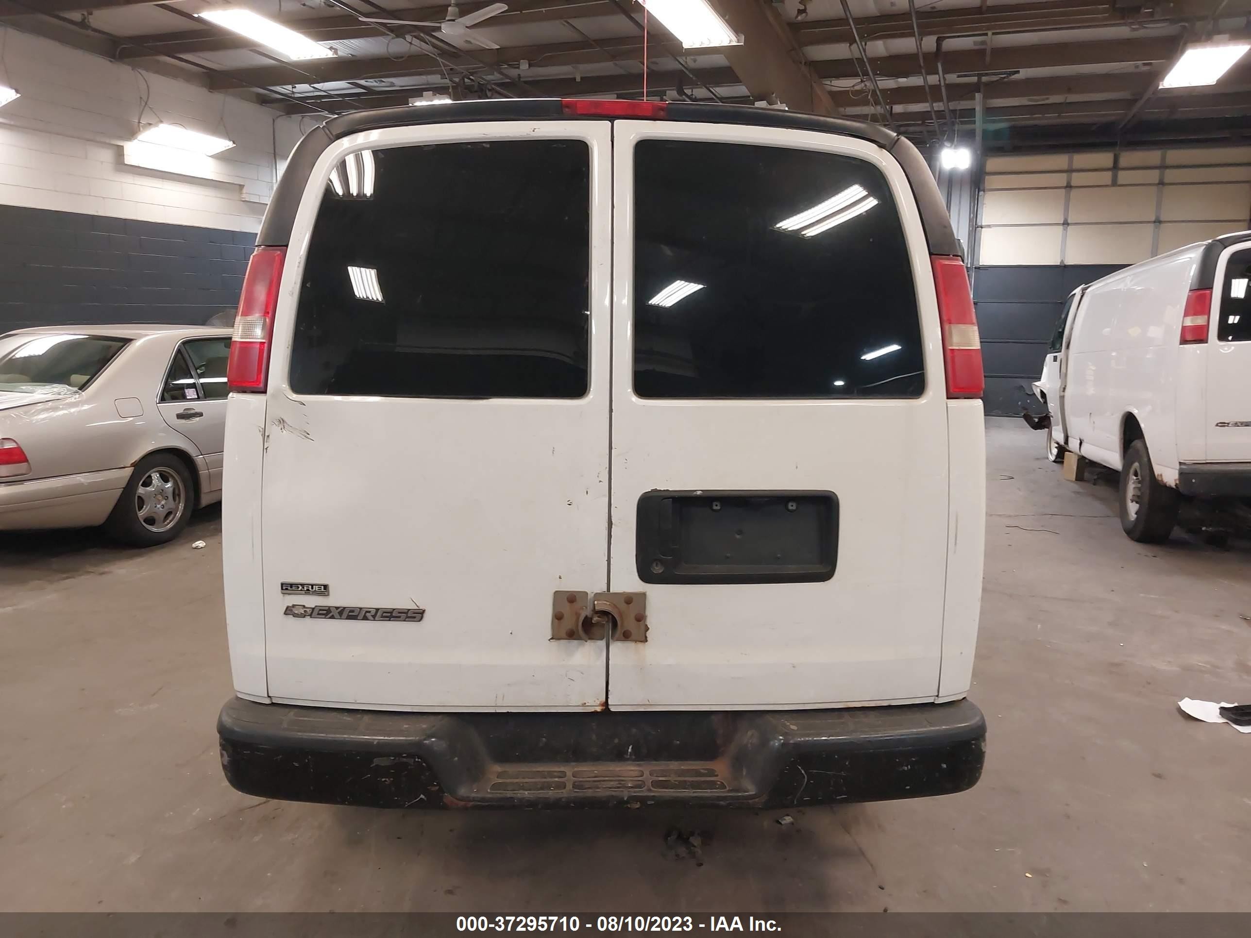 Photo 15 VIN: 1GCZGFBA4A1102618 - CHEVROLET EXPRESS 