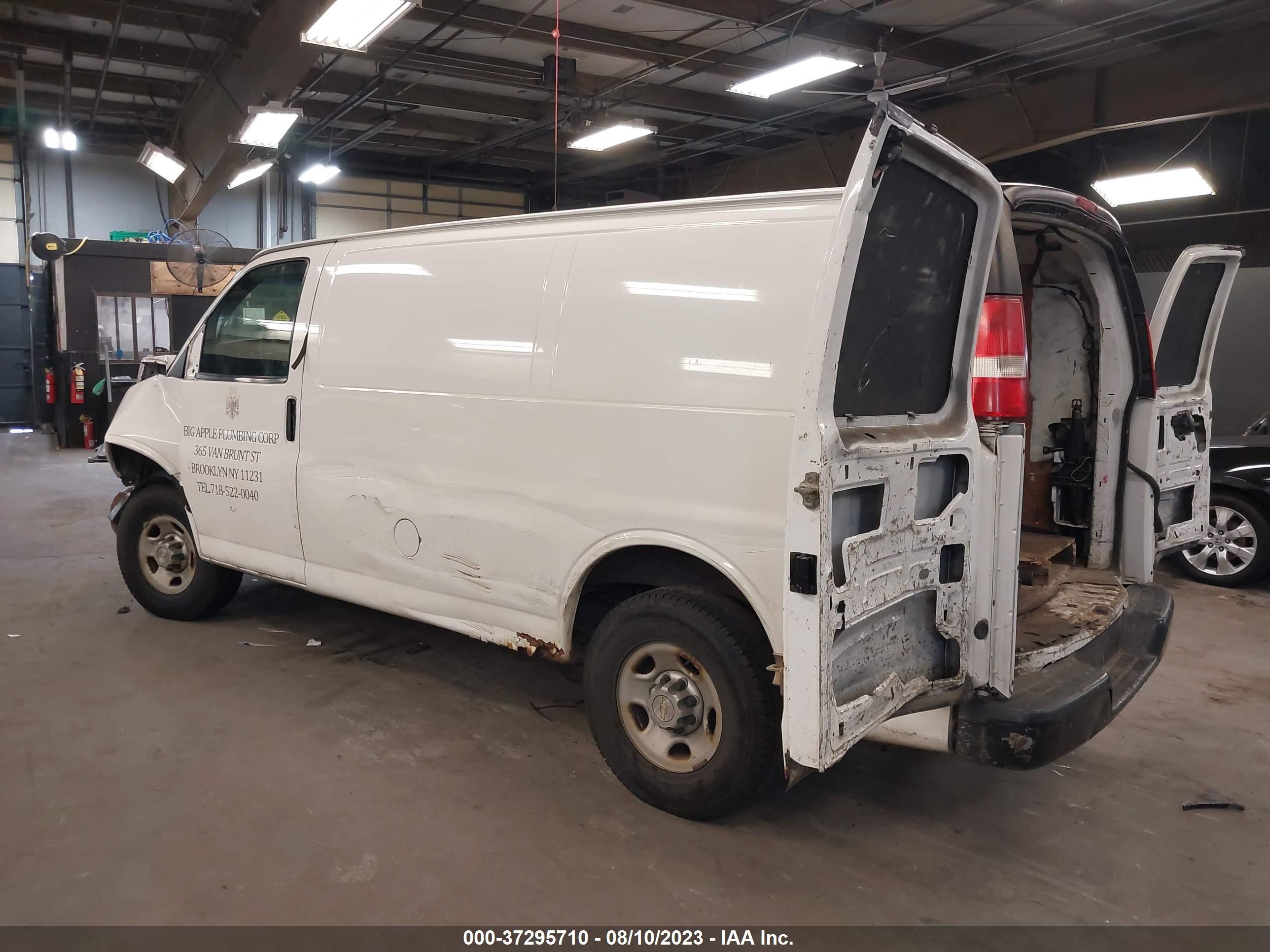 Photo 2 VIN: 1GCZGFBA4A1102618 - CHEVROLET EXPRESS 