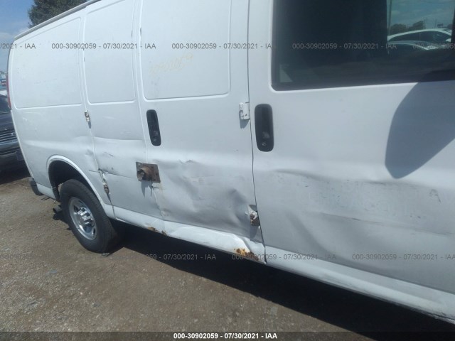 Photo 5 VIN: 1GCZGFBA7A1112589 - CHEVROLET EXPRESS CARGO VAN 