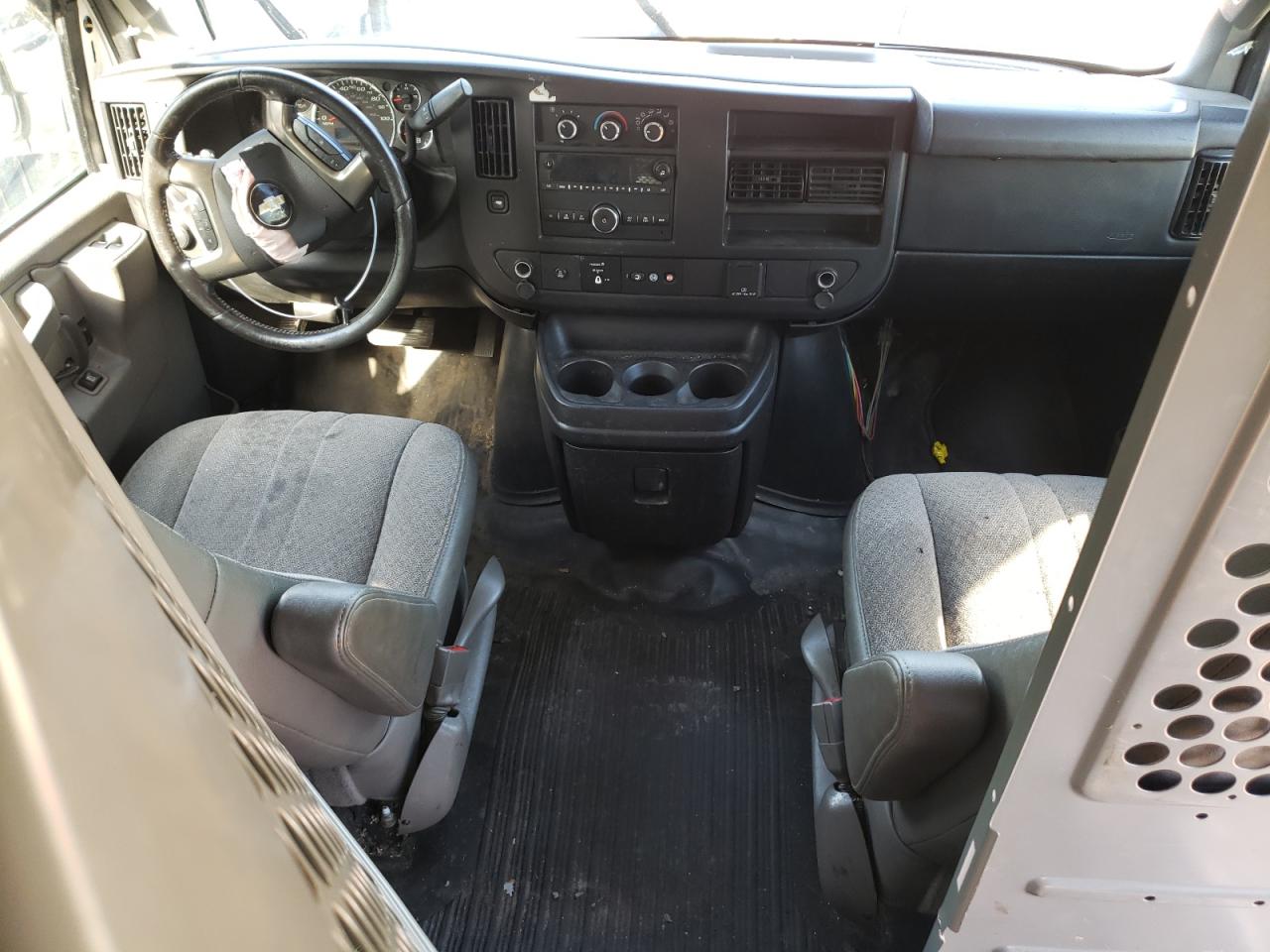 Photo 7 VIN: 1GCZGGFG1G1334378 - CHEVROLET EXPRESS 