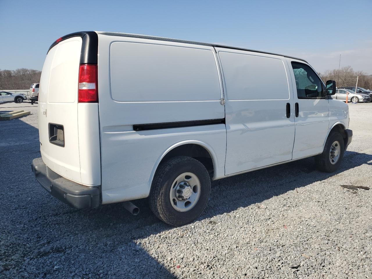 Photo 2 VIN: 1GCZGGFG2K1310745 - CHEVROLET EXPRESS 