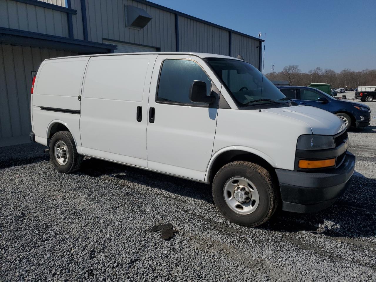 Photo 3 VIN: 1GCZGGFG2K1310745 - CHEVROLET EXPRESS 