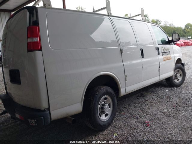 Photo 3 VIN: 1GCZGGFG8K1332815 - CHEVROLET EXPRESS 