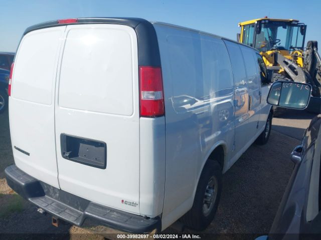 Photo 3 VIN: 1GCZGGFG9J1162835 - CHEVROLET EXPRESS 