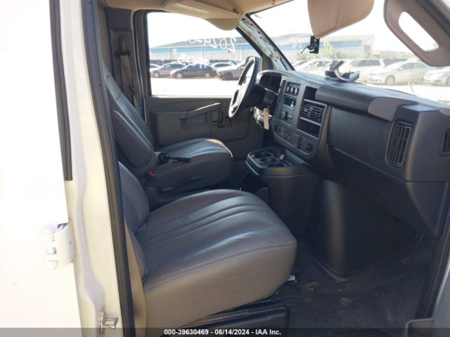 Photo 4 VIN: 1GCZGGFG9K1174582 - CHEVROLET EXPRESS 