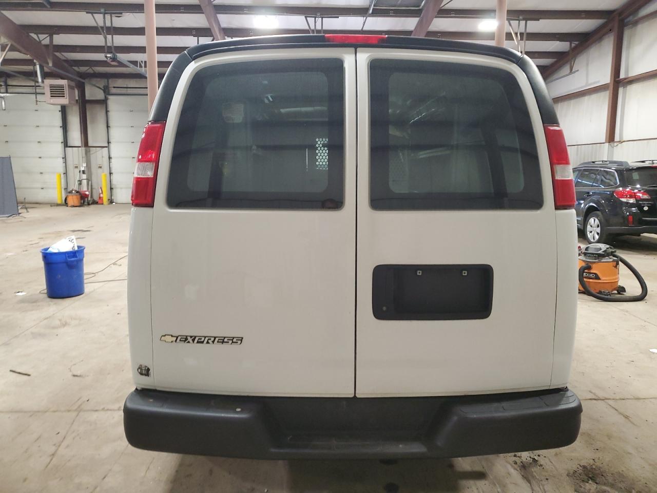 Photo 5 VIN: 1GCZGGFGXG1246820 - CHEVROLET EXPRESS 