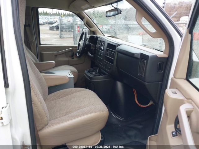 Photo 4 VIN: 1GCZGGFGXH1167570 - CHEVROLET EXPRESS G3500 