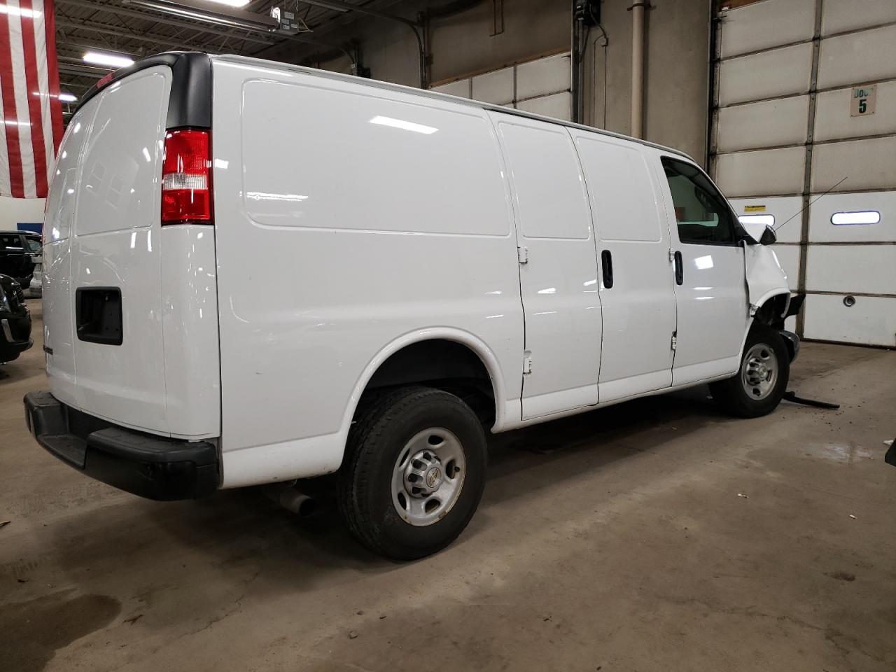 Photo 2 VIN: 1GCZGGFGXL1189464 - CHEVROLET EXPRESS 