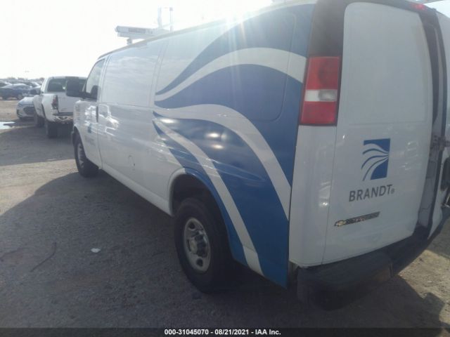 Photo 2 VIN: 1GCZGHFG2H1299812 - CHEVROLET EXPRESS CARGO VAN 