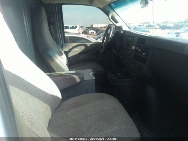 Photo 4 VIN: 1GCZGHFG2H1299812 - CHEVROLET EXPRESS CARGO VAN 