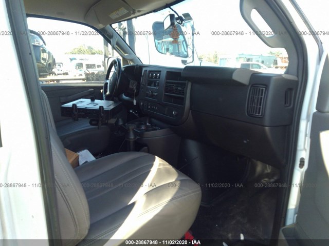 Photo 4 VIN: 1GCZGHFG3J1337991 - CHEVROLET EXPRESS CARGO VAN 