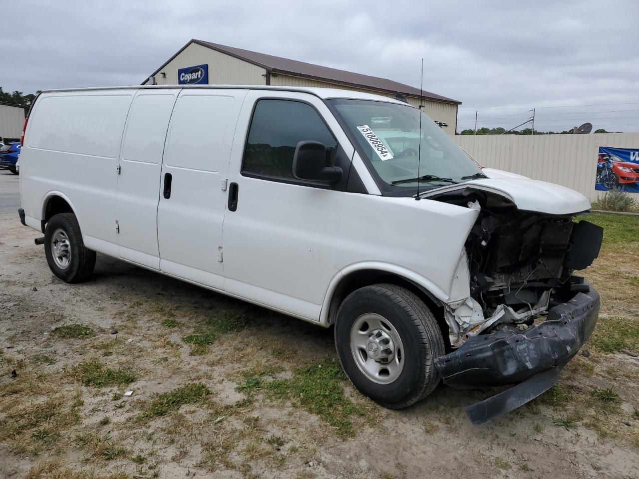 Photo 3 VIN: 1GCZGHFG3K1357031 - CHEVROLET EXPRESS 