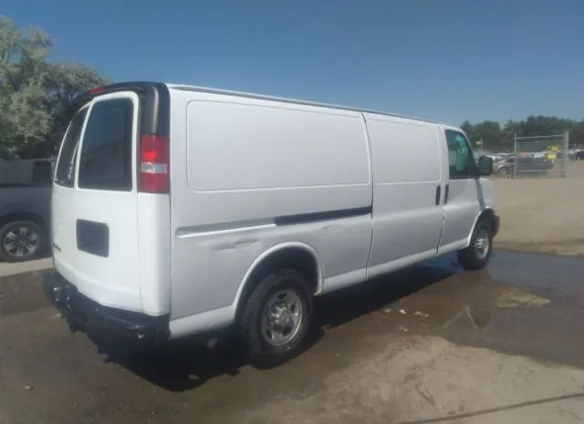 Photo 3 VIN: 1GCZGHFG5H1339560 - CHEVROLET EXPRESS CARGO VAN 