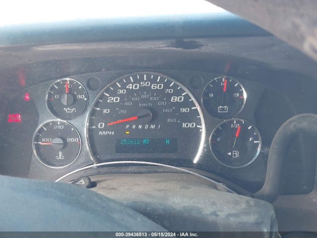 Photo 6 VIN: 1GCZGTBGXD1160837 - CHEVROLET EXPRESS 3500 