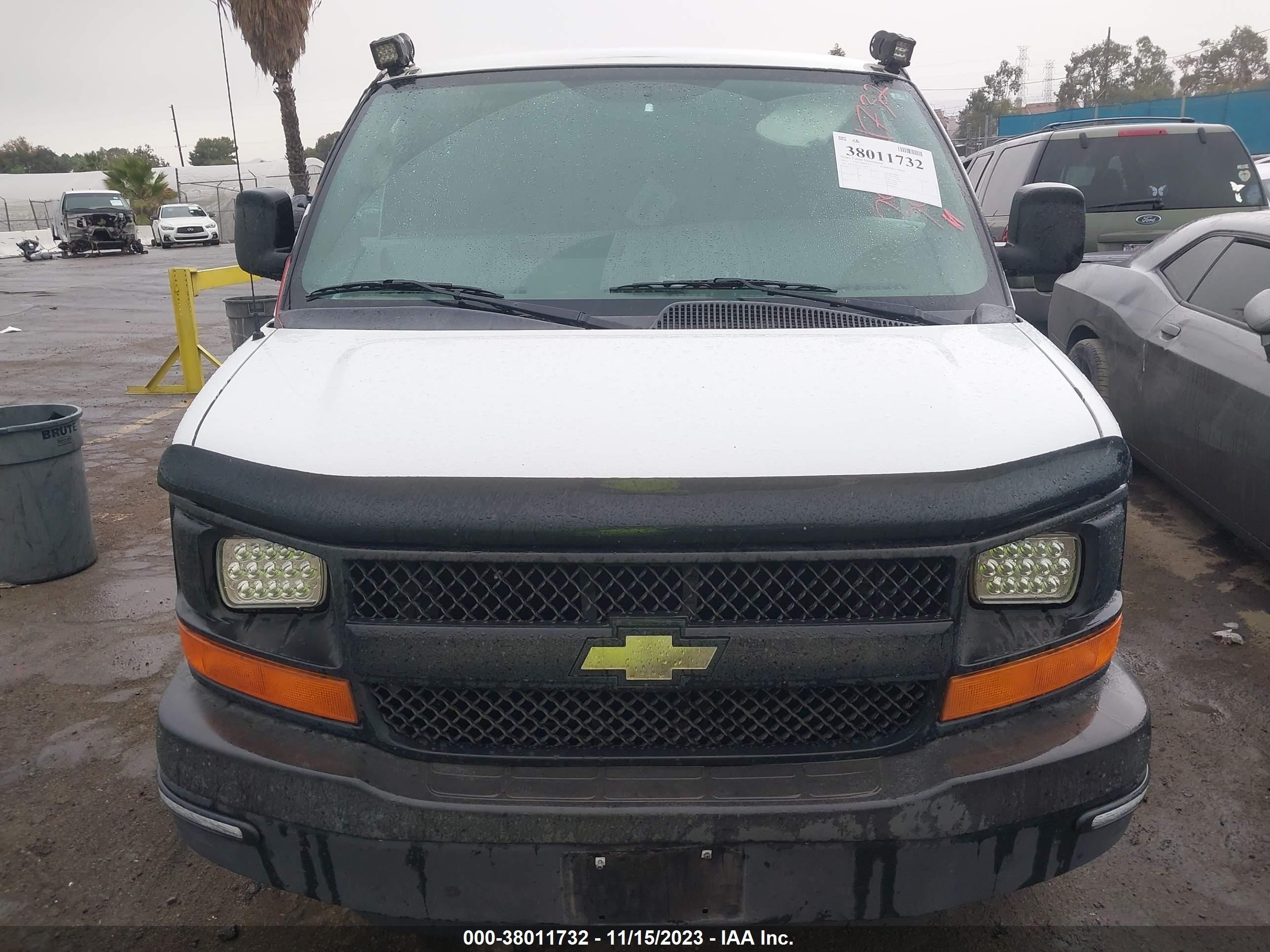 Photo 11 VIN: 1GCZGTCA5C1199375 - CHEVROLET EXPRESS 