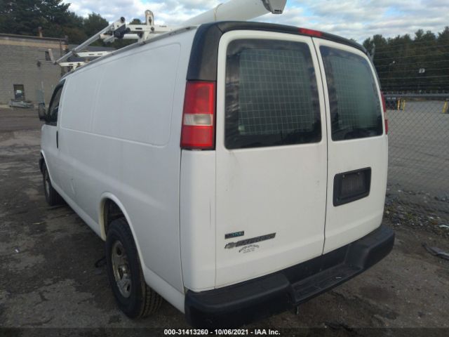 Photo 2 VIN: 1GCZGTCA9B1128047 - CHEVROLET EXPRESS CARGO VAN 