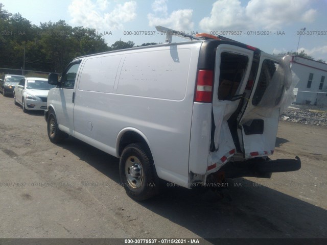 Photo 2 VIN: 1GCZGTCG7F1108843 - CHEVROLET EXPRESS CARGO VAN 