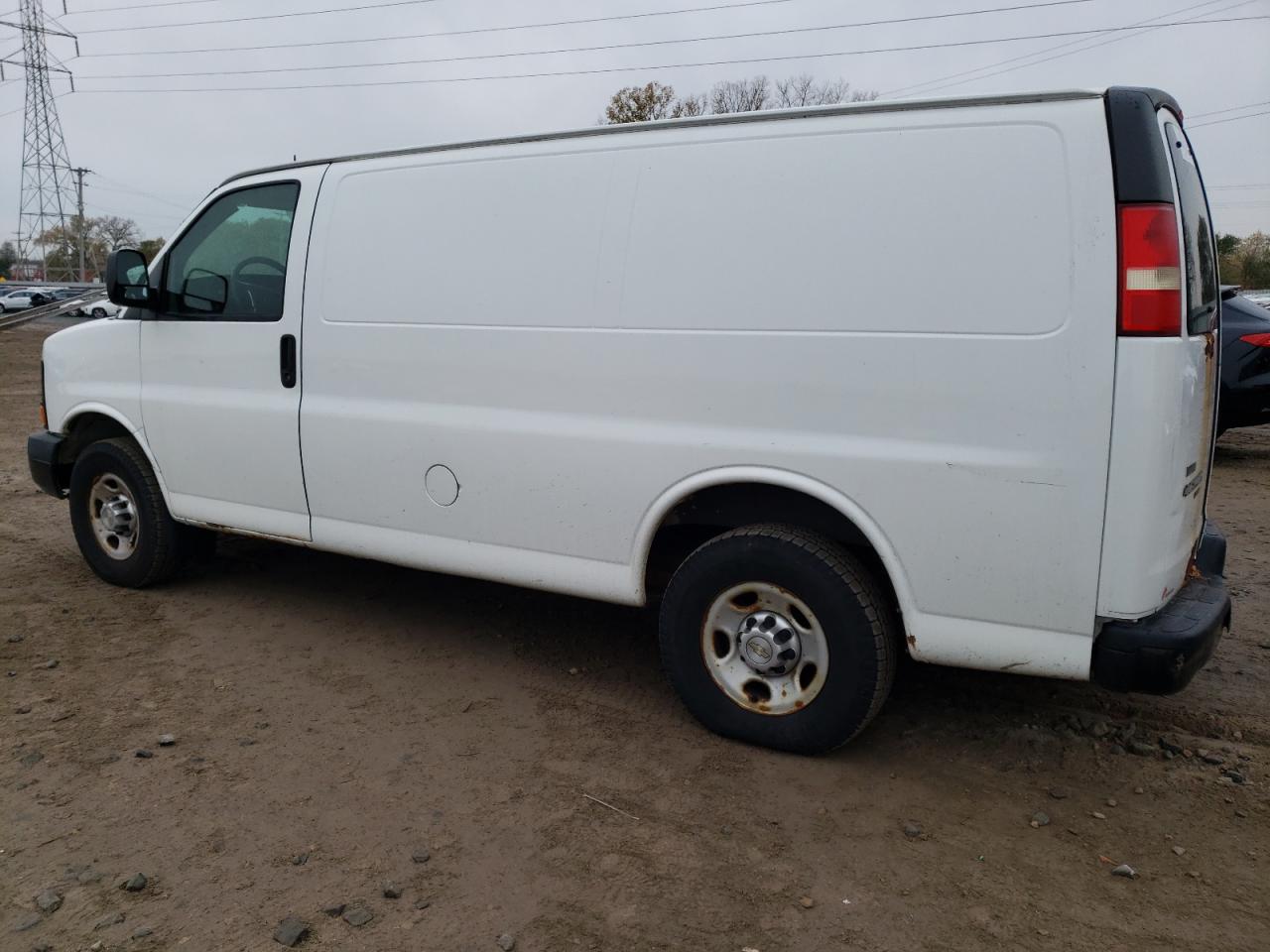 Photo 1 VIN: 1GCZGTCG9B1145368 - CHEVROLET EXPRESS 