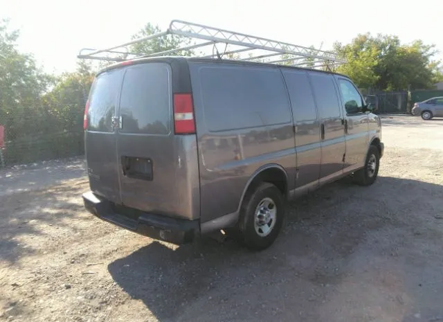 Photo 3 VIN: 1GCZGTCGXB1170649 - CHEVROLET EXPRESS CARGO VAN 