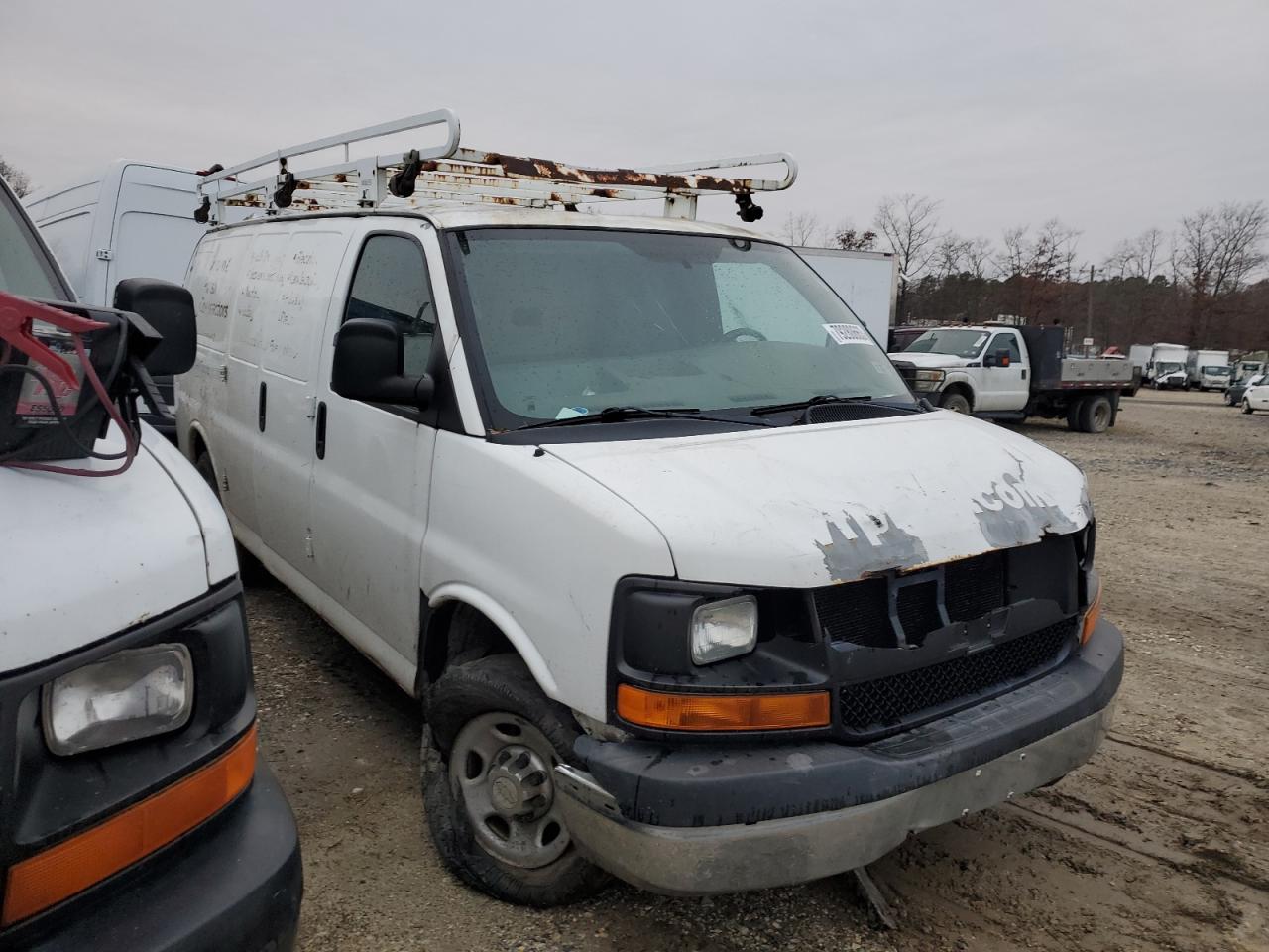 Photo 3 VIN: 1GCZGTCGXC1104474 - CHEVROLET EXPRESS 