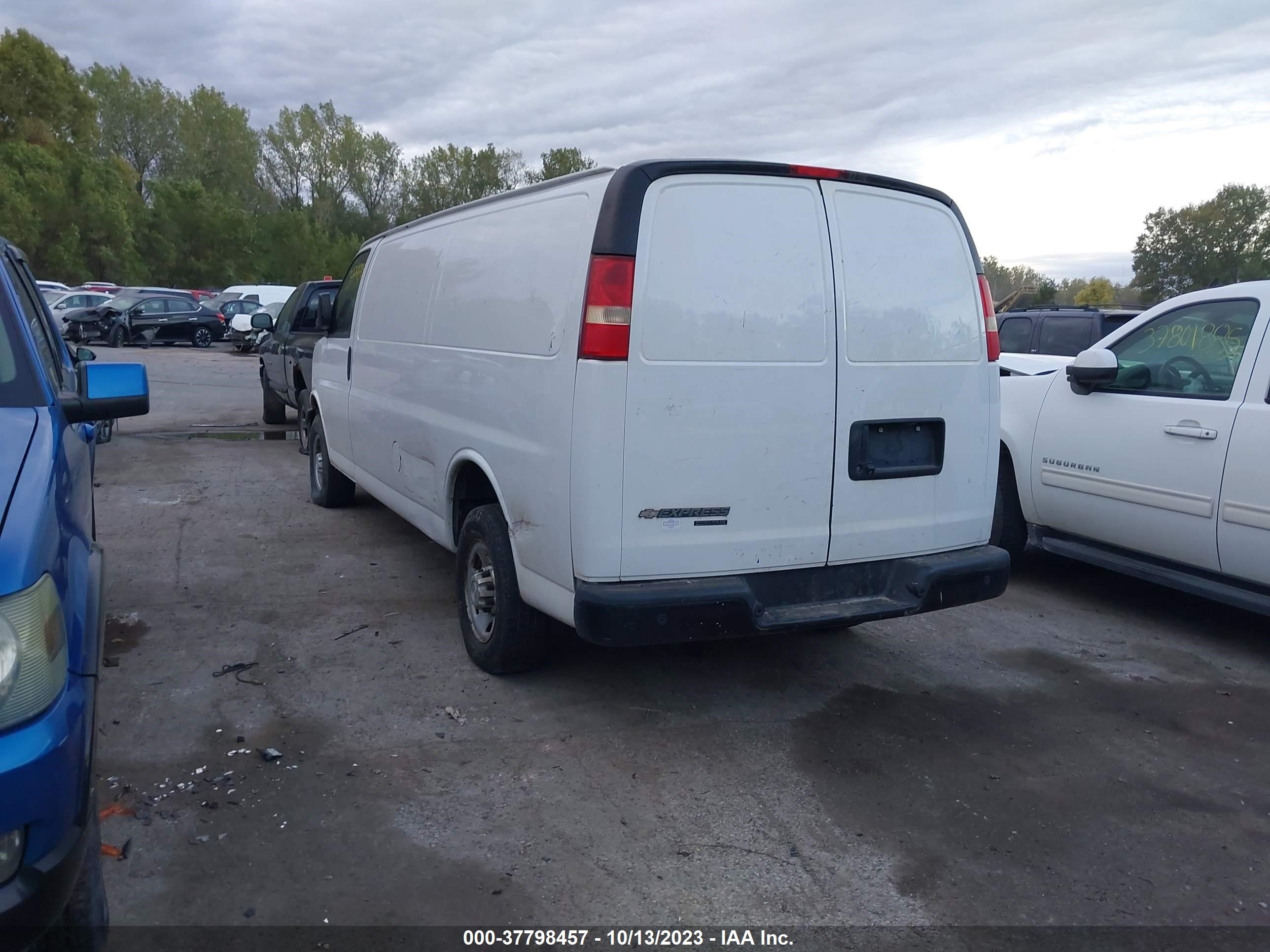 Photo 2 VIN: 1GCZGUCG1E1202608 - CHEVROLET EXPRESS 