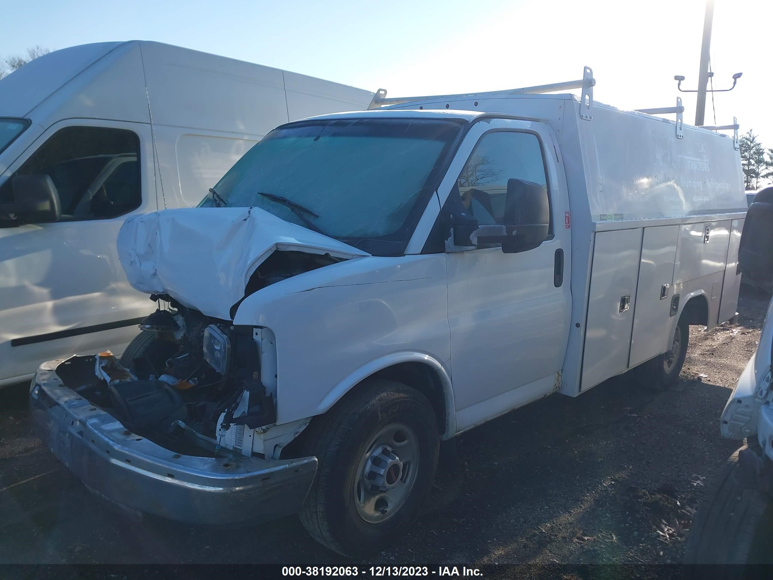 Photo 1 VIN: 1GD072CGXC1173230 - GMC SAVANA 