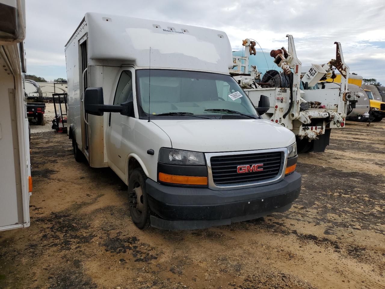 Photo 3 VIN: 1GD07SFP4K1264908 - GMC SAVANA 