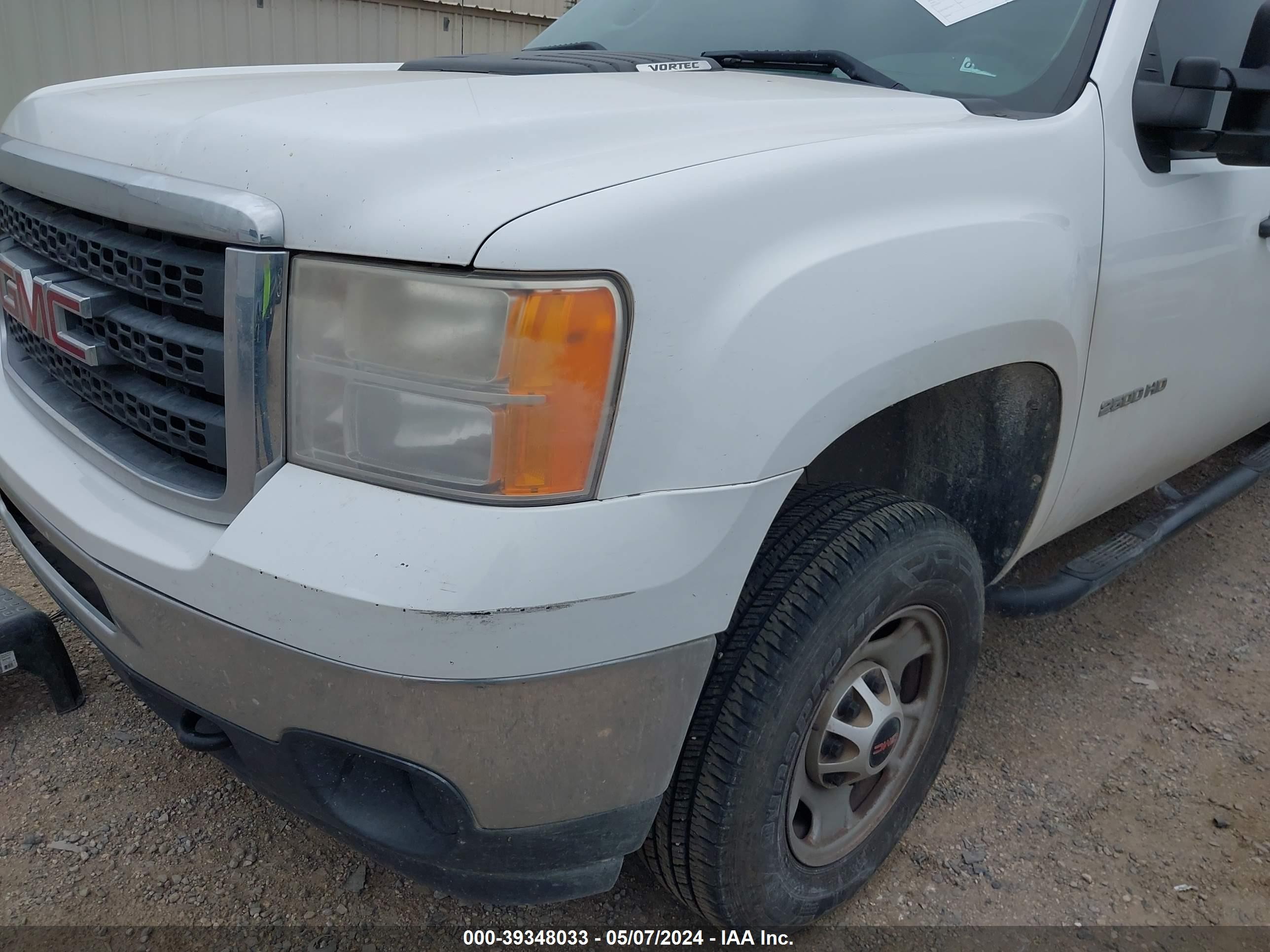 Photo 5 VIN: 1GD11ZCG5EF163242 - GMC SIERRA 