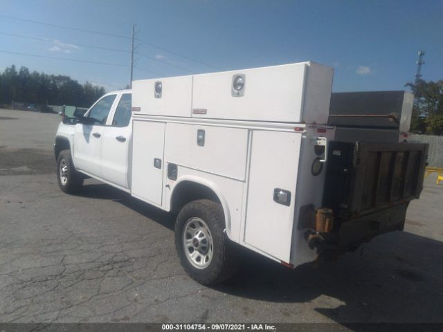 Photo 2 VIN: 1GD22VEG8HZ317114 - GMC SIERRA 3500HD 