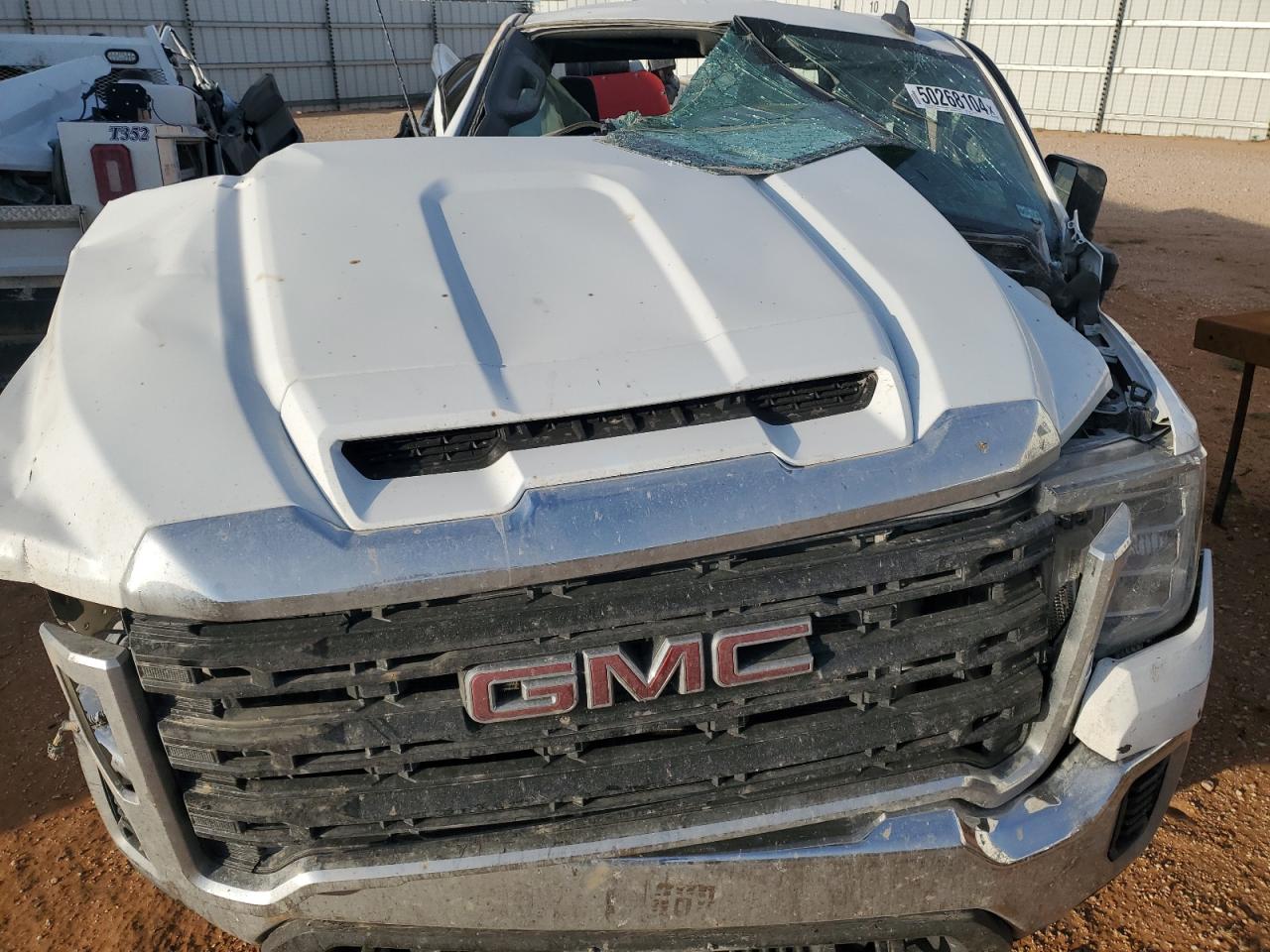 Photo 10 VIN: 1GD29LE71MF261691 - GMC SIERRA 