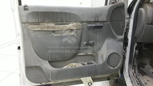 Photo 8 VIN: 1GD319CG2DF141903 - GMC SIERRA 