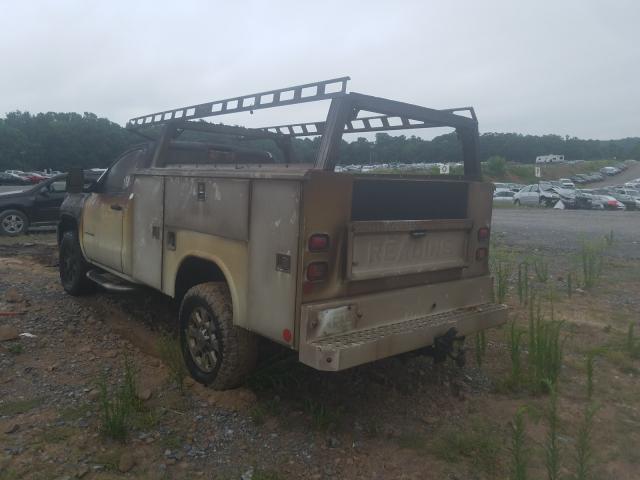 Photo 2 VIN: 1GD321C80FZ115115 - GMC SIERRA K35 