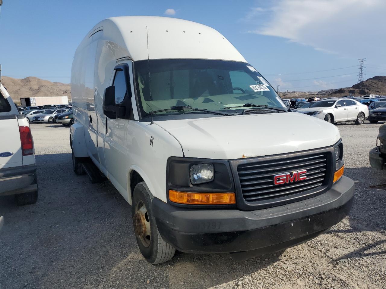 Photo 3 VIN: 1GD373CG9C1131635 - GMC SAVANA 