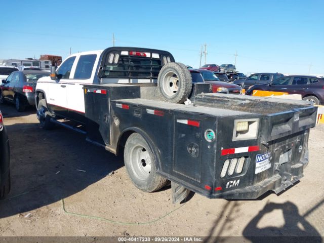 Photo 2 VIN: 1GD42TCY8KF137987 - GMC SIERRA HD 