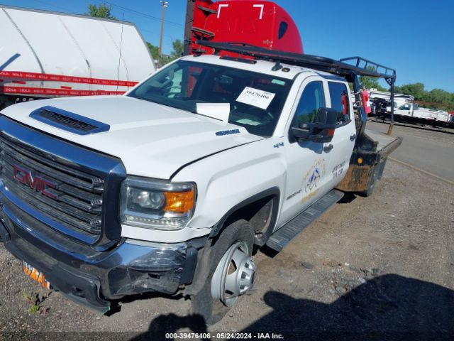 Photo 1 VIN: 1GD42VCY8JF269478 - GMC SIERRA 