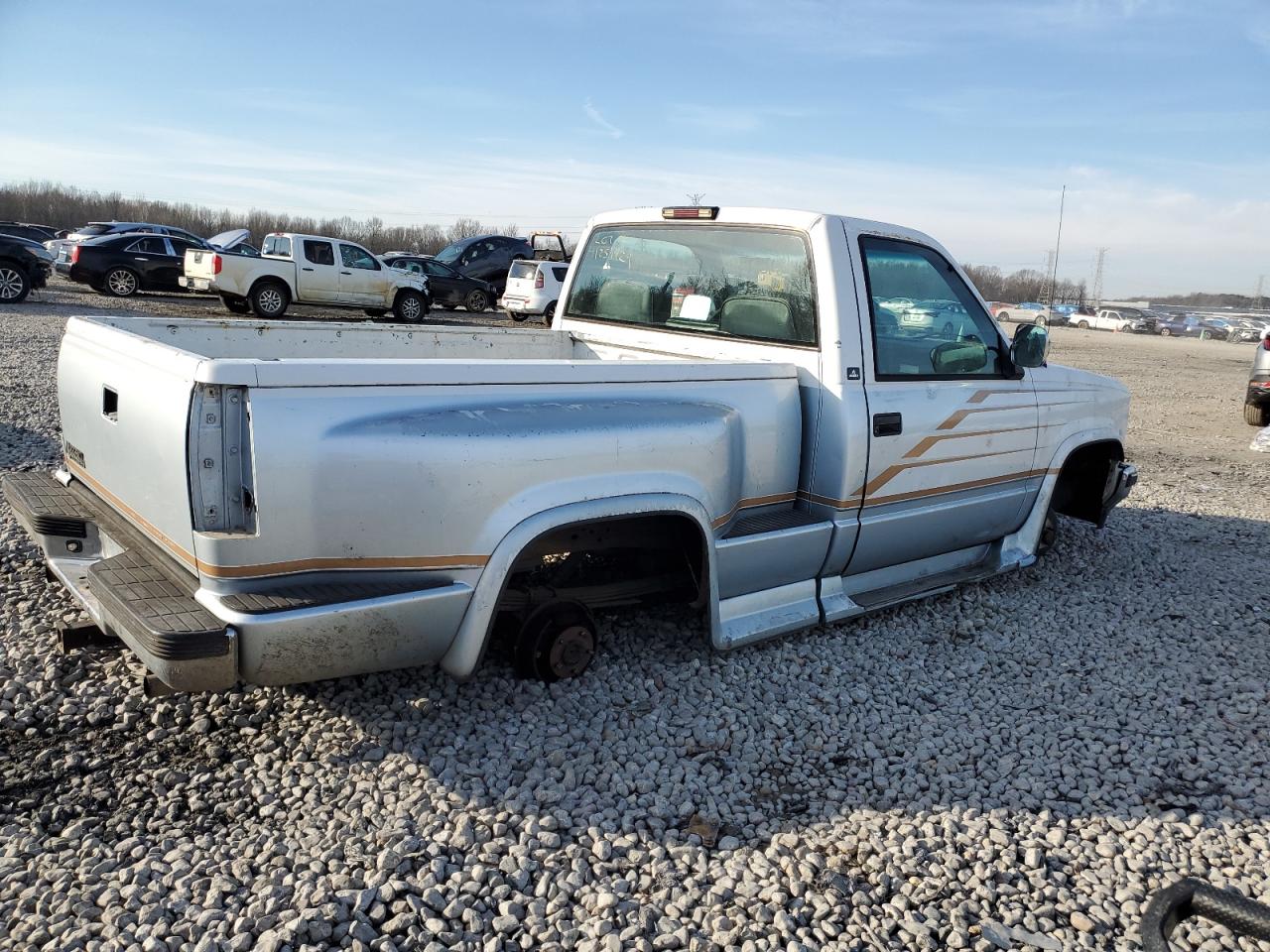 Photo 2 VIN: 1GDDC14K2RZ509568 - GMC SIERRA 