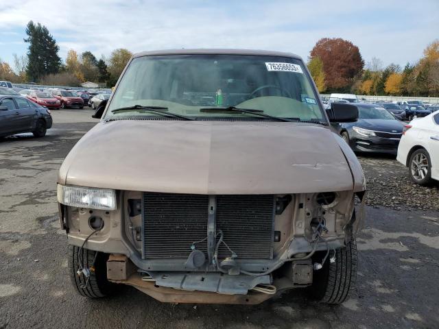 Photo 4 VIN: 1GDDM19W3YB516206 - GMC SAFARI 